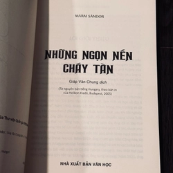 Những ngọn nến chảy tàn 475467