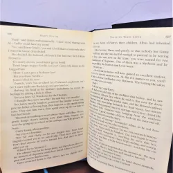 Sách ngoại văn: Harry Potter and the deathly Hallows - TGL JK Rowling 960328