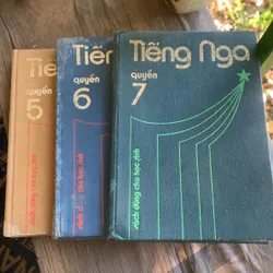 Sách học tiếng Nga, dành cho học sinh, quyển 5-6-7, bìa cứng, in tại Nga năm 1986
