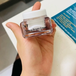 Kem dưỡng da V7 Hàn quốc chính hãng pass rẻ tone trắng hồng 537080