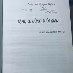 SÁCH LẶNG LẼ CÙNG THỜI GIAN 713360