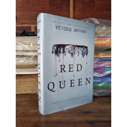 RED QUEEN : POWER IS A DANGEROUS GAME - Victoria Aveyard