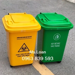 Thùng rác nhựa 60L nắp kín có bánh xe mới 100% 545154