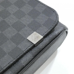 Túi xách vai Louis Vuitton Damier Graphite District MM N41029 - Hàng hiệu Chính hãng 802043