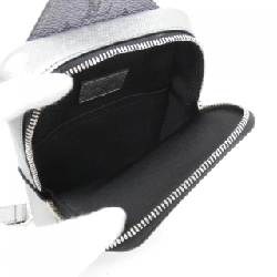 Túi đeo chéo ngoài trời Louis Vuitton Taiga Lama M30833 - Hàng hiệu Chính hãng 769681