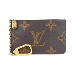 Túi xách Louis Vuitton Monogram Giant Pochette Clé XL M46567 - Hàng hiệu Chính hãng
