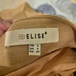 Váy nữ dáng xòe xếp ly màu be kích thước S 931088