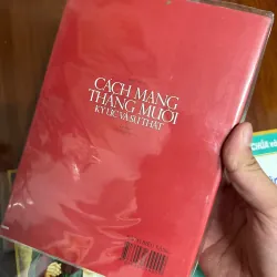 Cách mạng tháng mười Ký ức và Sự Thật (Bìa mềm) 563407