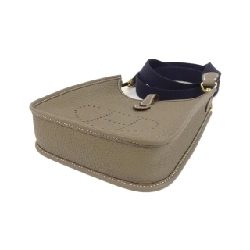 【Sản phẩm chưa sử dụng】Túi xách vai Hermès Evelyne Amazon 16cm 069426CC 611214