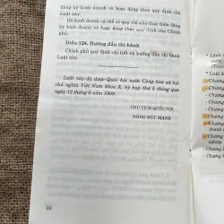 Luật doanh nghiệp - ￼sách luật Việt Nam 937458