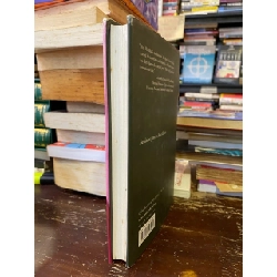 One Hundred Poets, One Poem Each - Peter McMillan 995253