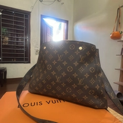 Túi Louis Vuitton xách tay hoặc đeo chéo 