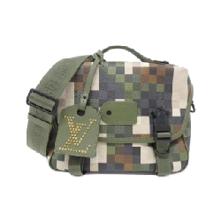 Túi xách vai Louis Vuitton Damofuraji LV Trail Messenger M24449 - Hàng hiệu Chính hãng