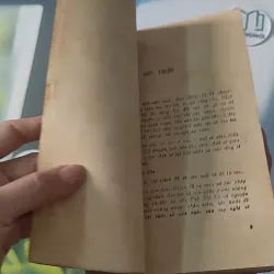 [XƯA] Những Người Thích Đùa (1983) - Aziz Nesin 997682