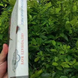 Bộ tột cùng hạnh phúc tiểu thuyết của Arundhati Roy 997359