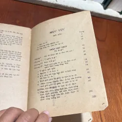 II Sách Xưa: Vấn Đề Cấu Tạo Từ Của Tiếng Việt Hiện Đại - Hồ Lê - 1976 926895