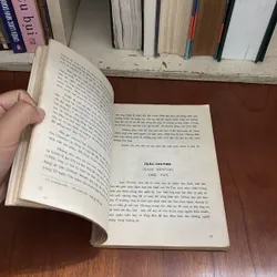 II Tựa sách: Chuyện Kể Về Cuộc Đời Các Nhà Bác Học Vật Lý - Nguyễn Mạnh Suý - 1999 595710