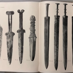 CHINESE BRONZE AGE WEAPONS - Vũ khí Trung Hoa thời đại đồ đồng - Max Loehr - 1956 459642
