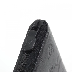 Ví Louis Vuitton Monogram Shadow Zippy Wallet Vertikal M62902 621133