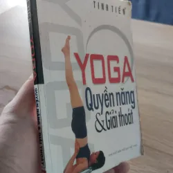 cuốn sách về yoga. 
Tên sách: Yoga Quyền năng & Giải thoát.
