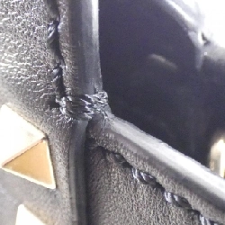 Túi Valentino Garavani ZW2B0540BOL 619138