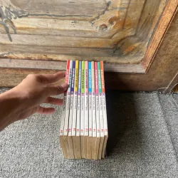 Truyện Cô gái đến từ quá khứ - Trọn bộ 12 tập - NXB Kim Đồng 778374