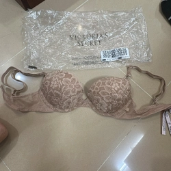 Ao nguc cua thuong hieu Victorias secret size 32A /A70  mau da