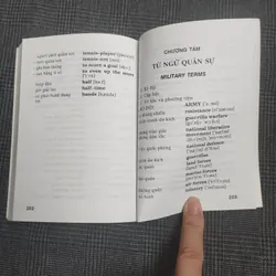 Những từ thông dụng trong đàm thoại tiếng Anh (tự học tiếng Anh) - Nguyễn Thuần Hậu 682049