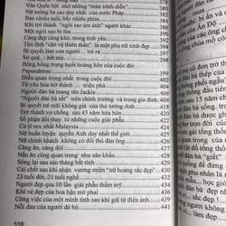 Khi Người Đàn Bà Nổi Tiếng - Bìa Cứng  -BÙI QUANG HUY(Biên soạn),HUỲNH VĂN TỚI(Biên soạn)  509502