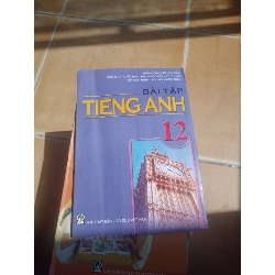 Bài Tập Tiếng Anh 12 – Hoàng Văn Vân, Hoàng Thị Xuân Hoa, Đào Ngọc Lộc, Vũ Thị Lợi, Đỗ Tuấn Minh, Nguyễn Quốc Tuấn 2014 (Giáo khoa) VAVO1304-AK3ST2