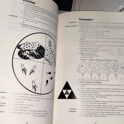 Maths on Display - Sách toán tiếng Anh (khổ lớn, giấy láng) 470391