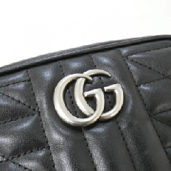 Túi đeo vai GG MARMONT 634936 UM8BN của Gucci 610266