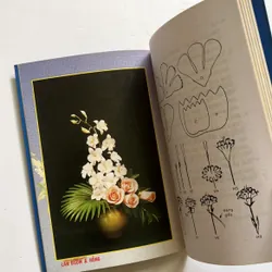 Bán sách cũ - Nghệ thuật làm hoa giấy - Phan Ánh Tuyết 593116