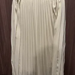 Chân váy thương hiệu UniQlo 797922