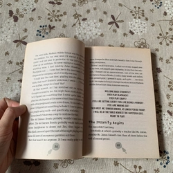 Sách ngoại văn That's Life, Samara Brooks, Used, Chapter Book 444125