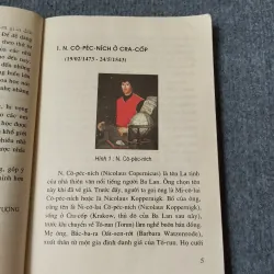 TRUYỆN KỂ VỀ CÁC NHÀ THIÊN VĂN HỌC TẬP HAI 719846