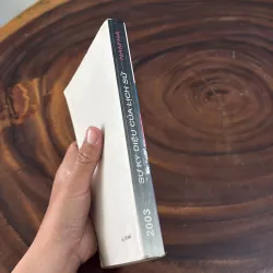 II Đối Thoại Và Tản Văn: Sự Kỳ Diệu Của Lịch Sử - Nam Hà - 2003 970761