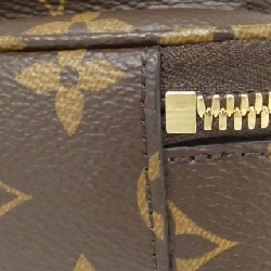 Túi đeo chéo Louis Vuitton Monogram Utility M80446 609235