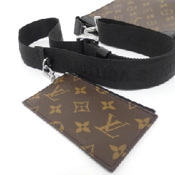 Túi đeo vai Louis Vuitton Monogram Macassar Gaston Wearable Wallet M14036 611960