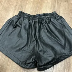 Quần short da 662334