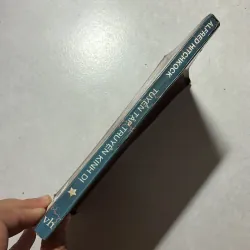 Tuyển tập truyện kinh dị Tập 1 - Alfred Hitchcock 758150