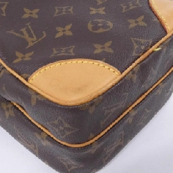 Túi đeo vai Louis Vuitton Monogram Amazon M45236 613243