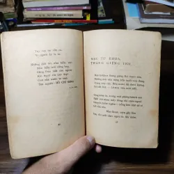 Hai Đợt Sóng - Xuân Diệu 1021258