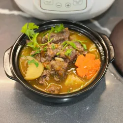 Nồi kho hầm đa năng UNIE USC308 745692