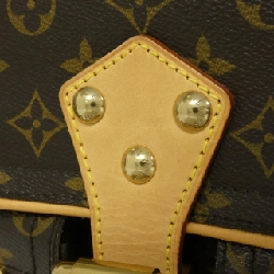 Túi xách vai Louis Vuitton Monogram Hudson M40027 608762