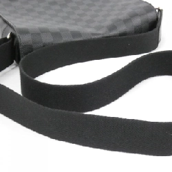 Túi đeo vai Louis Vuitton Damier Graphite District PM N41028 - Hàng hiệu Chính hãng 776501