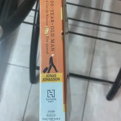 The 100 Year Old Man Who Climbed Out The Window And Disappeared - Jonas Jonasson 1032561