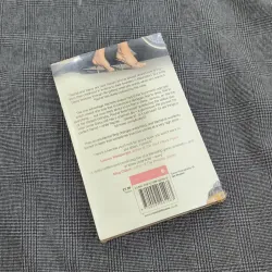 (Ngoại văn) Something Borrowed - Emily Giffin 1041033