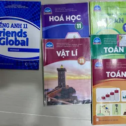 Tặng sách lớp 11-  Chân trời sáng tạo