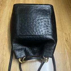 Balo nữ 24x31x14 da thật dập vân đà điểu 2hand 996738